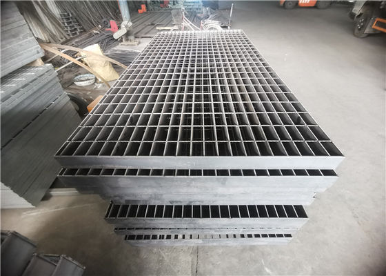 建築材料の100X8mmの電気分解のポーランド語に火格子を付ける鋼鉄私道の火格子