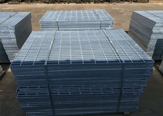 25x5はQ345産業プラットホームに床を張る金属のキャットウォークに電流を通した