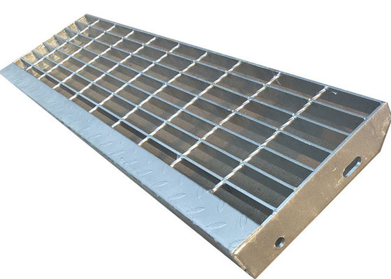 金属の構造は電流を通された鋼鉄耳障りなプラットホーム中間カーボンを鋸歯状にした