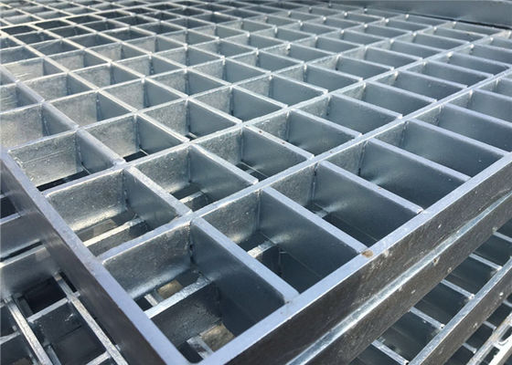 40x5mmの電気に電流を通すことに火格子を付ける炭素鋼の頑丈な金属