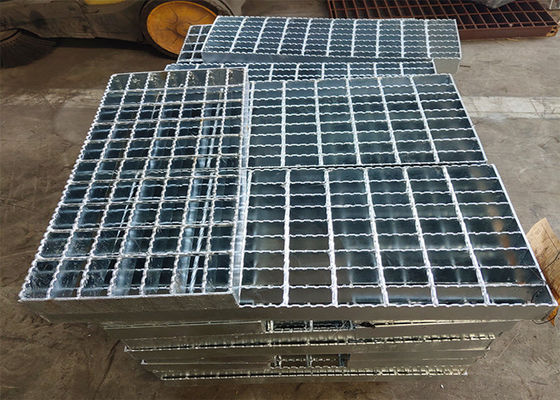 40x5mmの電気に電流を通すことに火格子を付ける炭素鋼の頑丈な金属