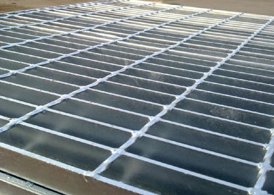 平織りは50x5mm電流を通された造るプラットホームに火格子を付ける鋼鉄を溶接した
