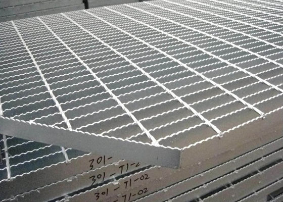 見るプラットホームのために電流を通す反スキッドのキャットウォークの格子の通路の熱いすくい
