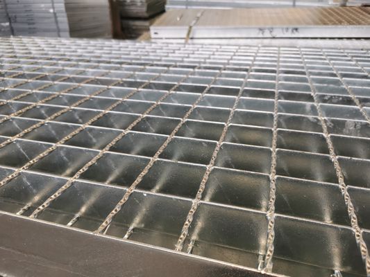 反腐食階段踏面の鋼鉄格子200mm ISO9001は承認した