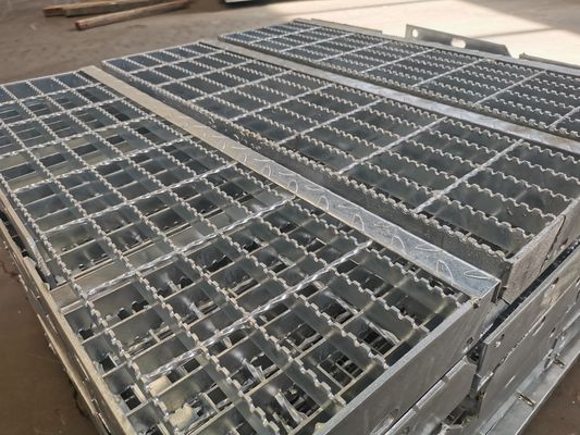 ODMの熱いすくいの電流を通す混合物の屋外鋼鉄格子1mの幅T4のタイプ工場