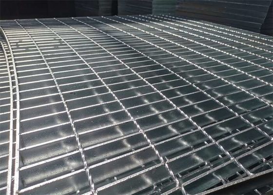 3 x 25mmの頑丈な電流を通された床の火格子を付ける金属の建築材料