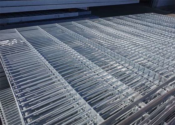 20×5mmの熱いすくいの私道のための電流を通された鋼鉄耳障りな通路の金属の火格子