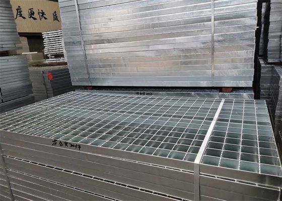 私道のための304のステンレス鋼の火格子に火格子を付ける頑丈で明白な棒