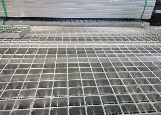 48インチの反スキッド階段は終わる鋼鉄耳障りな通路の製造所を踏む